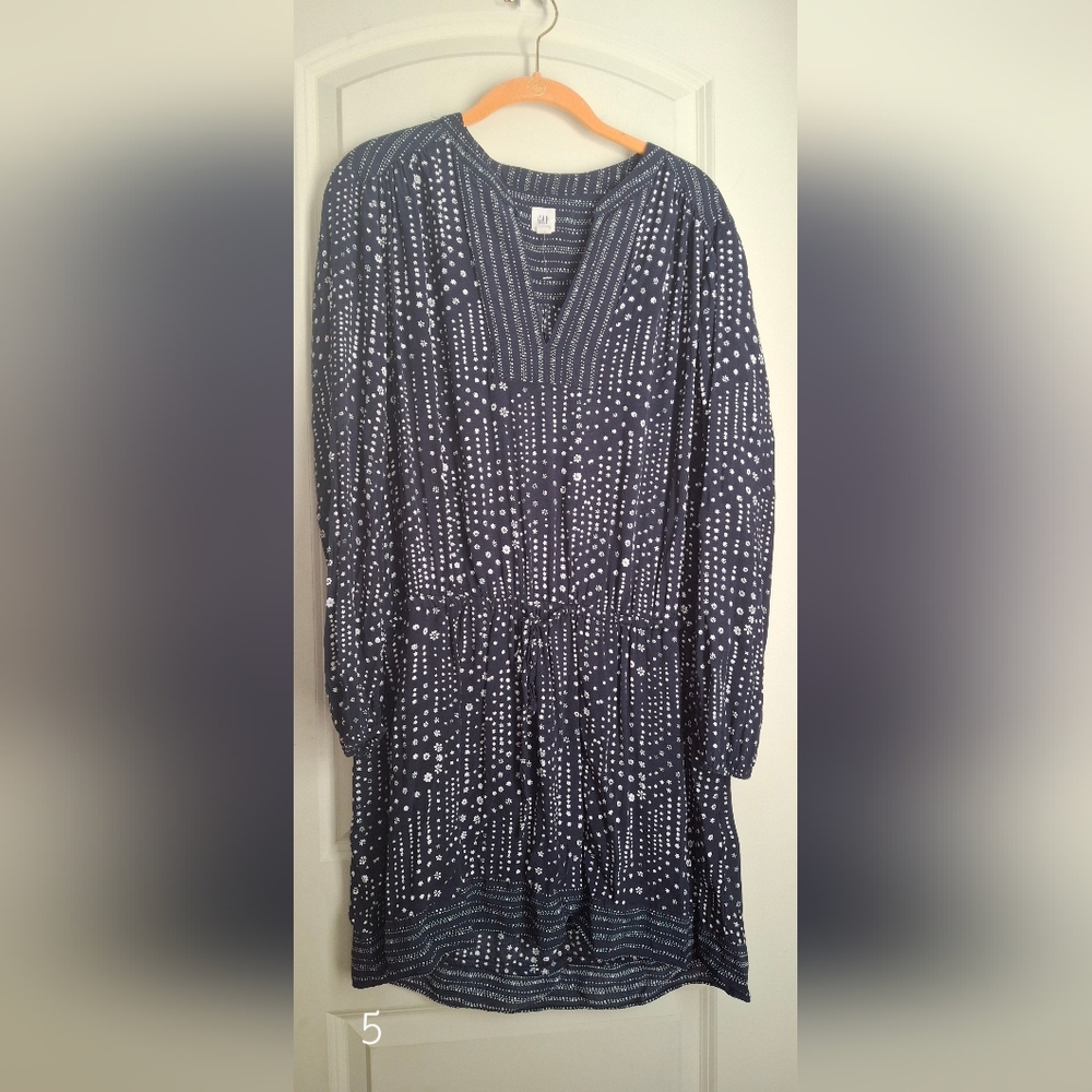Gap Long Sleeve Navy Blue Print Dress Size L boho casual summer chic profesiona